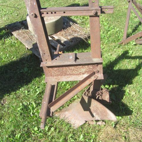 lot 203 image: Breaker Plow