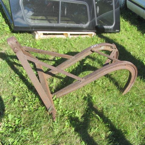 lot 204 image: Chisel Plow