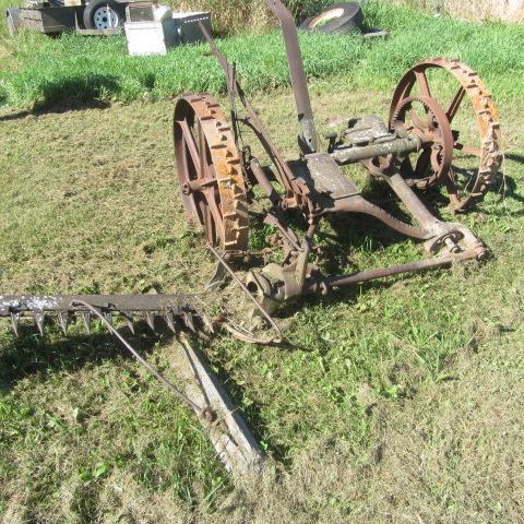 lot 206 image: Case No 5 Sickle Mower