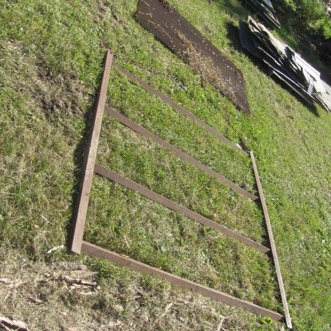 lot 217 image: Angle Iron & Grate Drags