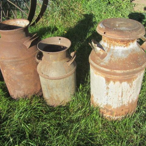 lot 226 image: Three Milk Cans