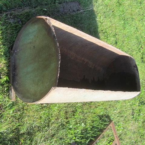 lot 233 image: Water Trough