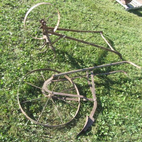 lot 240 image: Antique Garden Cultivators