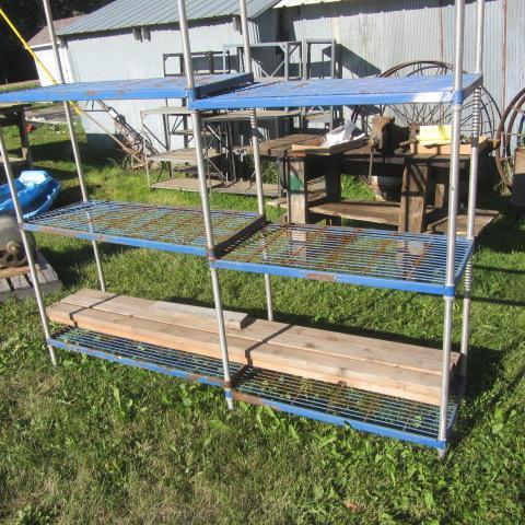 lot 245 image: Wire Shelving Unit