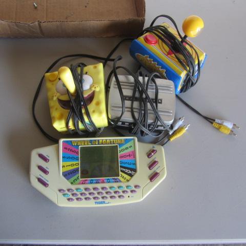 lot 262 image: TV Plug & Play Games