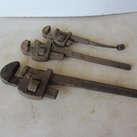 lot 27 image: Pipe Wrenches, Pexto