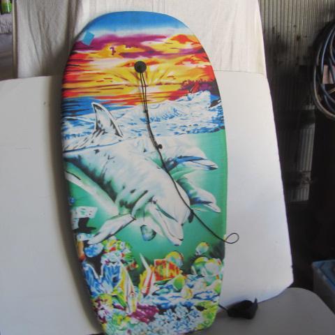 lot 276 image: Knee Board