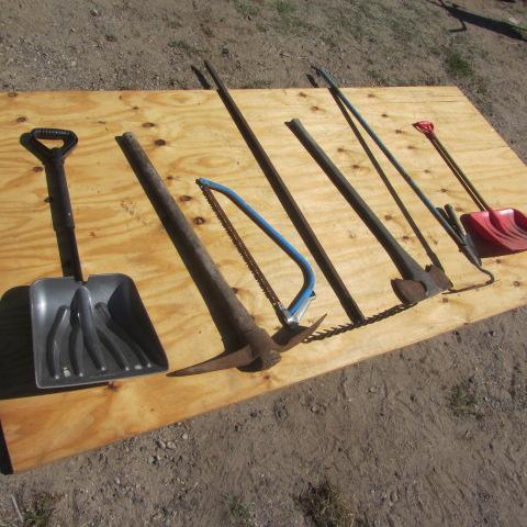lot 289 image: Yard & Garden Tools