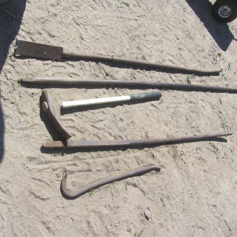 lot 290 image: Pry & Crow Bars, Bead Breaker