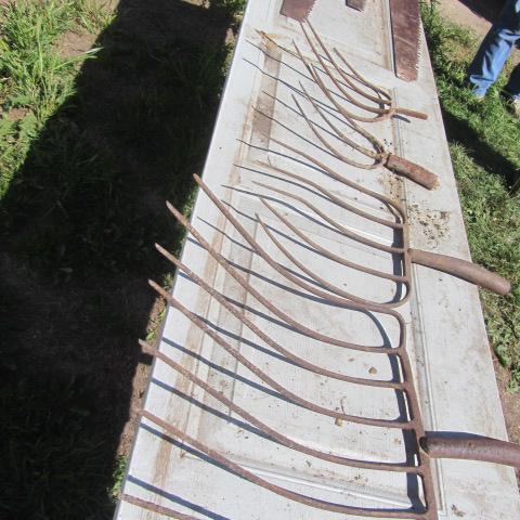 lot 295 image: Fork Heads