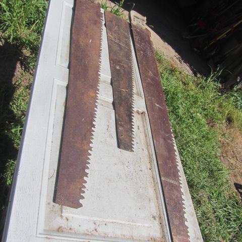 lot 296 image: Crosscut Saws