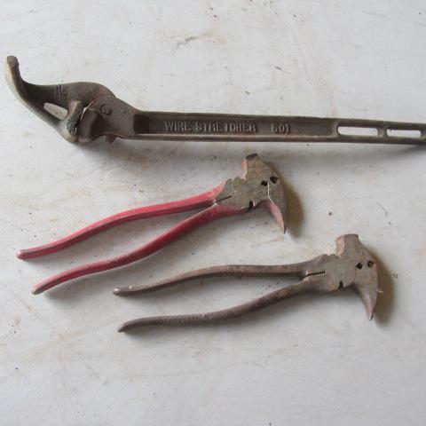 lot 328 image: Wire Stretcher, Fencing Pliers
