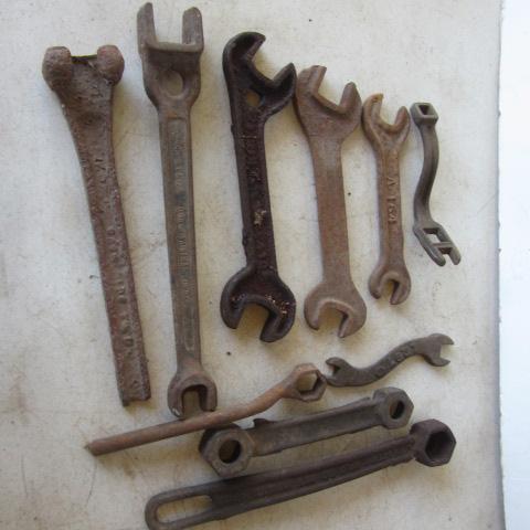 lot 33 image: Bell System & Silo Wrenches