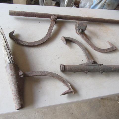 lot 338 image: Log Roller Parts