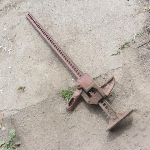 lot 351 image: Hi-Lift Jack