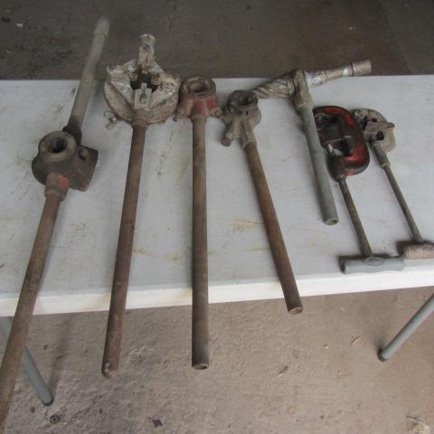 lot 356 image: Pipe Cutting & Threading