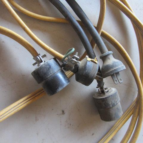 lot 376 image: Power Cords