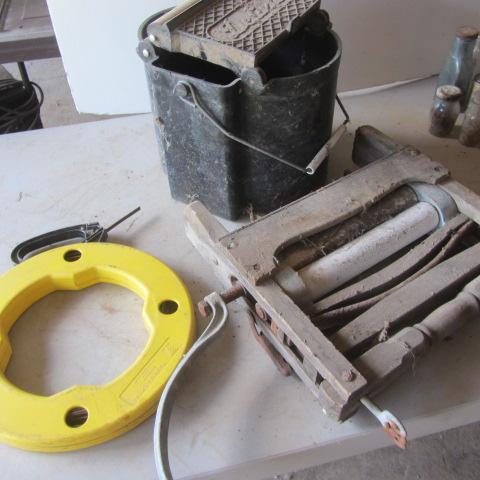 lot 378 image: Delco Mop Bucket, Wire Tape
