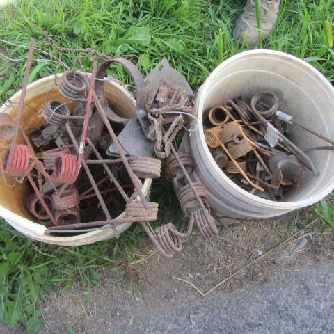 lot 388 image: Rake Teeth
