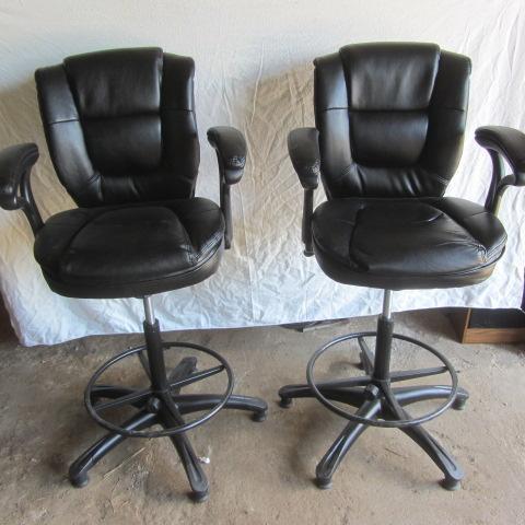 lot 401 image: Swivel Stools, Adjustable Height