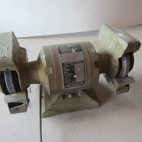 lot 405 image: Double Wheel Bench Grinder