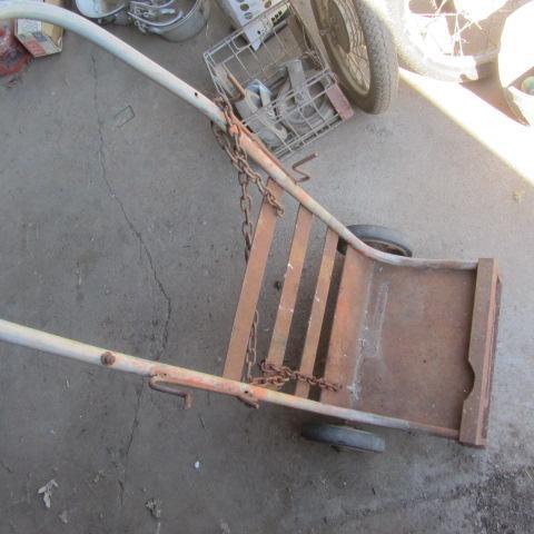 lot 418 image: Welding Cart