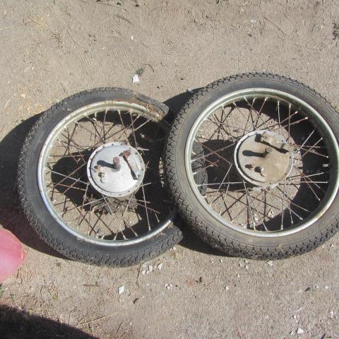 lot 419 image: Motorcycle Tires