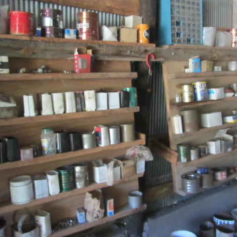 lot 424 image: Hardware