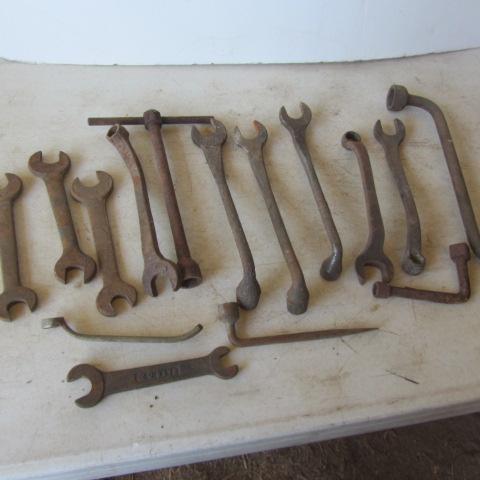 lot 44 image: Offset & Tire Wrenches
