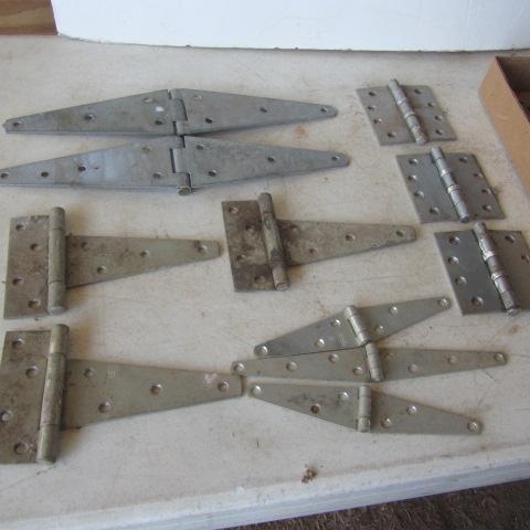 lot 45 image: Strap & Door Hinges