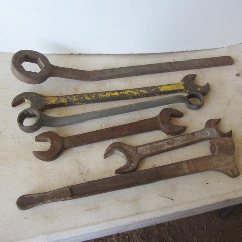 lot 59 image: Box End & Hydrant Wrenches