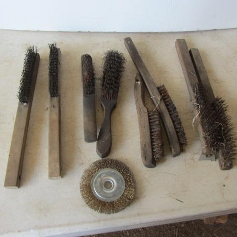 lot 76 image: Steel Brushes
