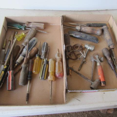 lot 78 image: Screwdrivers, Knives, Blades