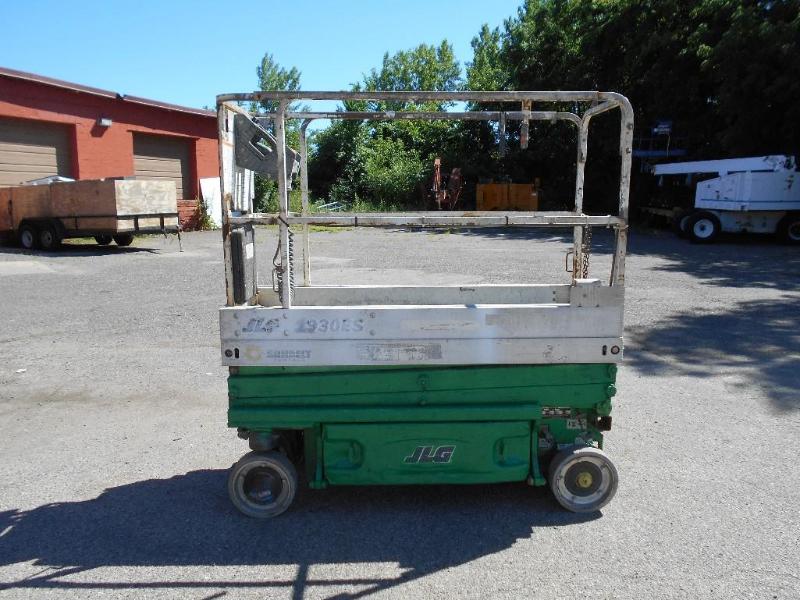 lot 9 image: ONLY 82 HOURS JLG 1930ES Scissorlift Works