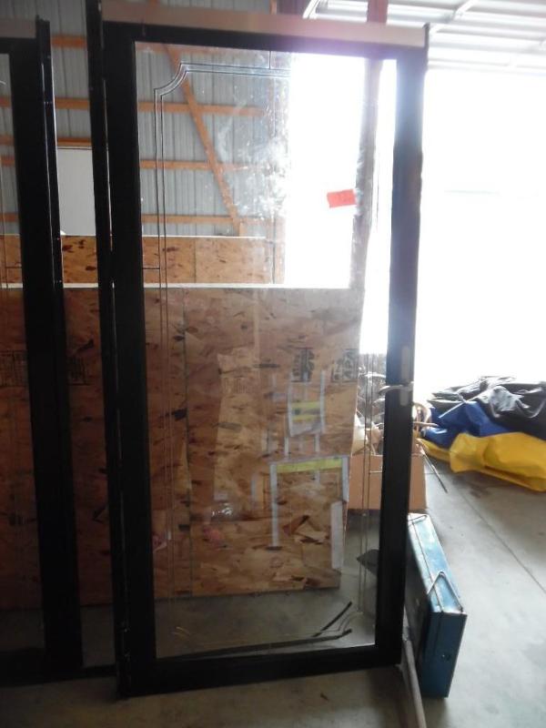lot 12 image: Storm doors