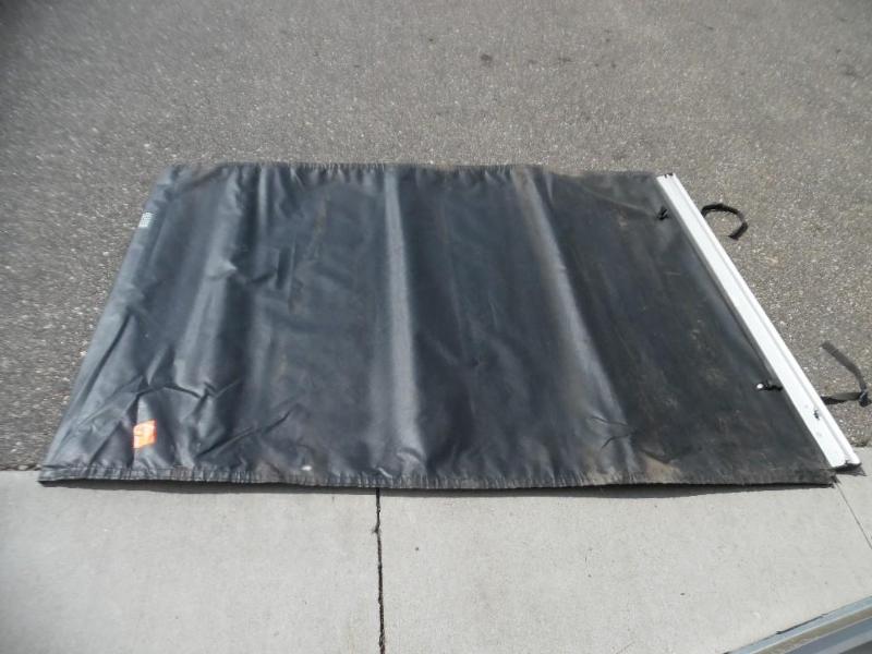 lot 6 image: Access roll-up pickup cover