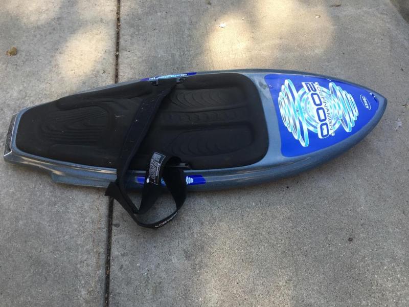 lot 11 image: Obrien Tournament 2000 Board...
