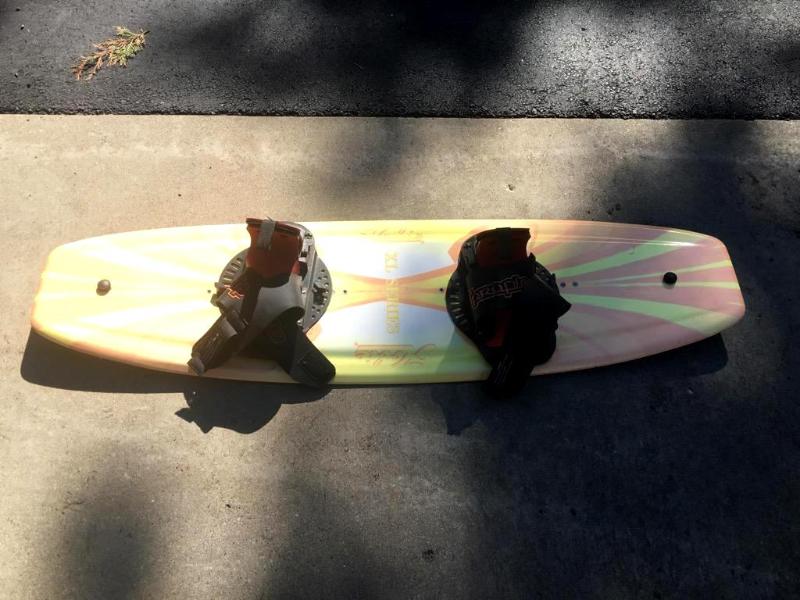 lot 14 image: Hobie XL Series Wakeboard...