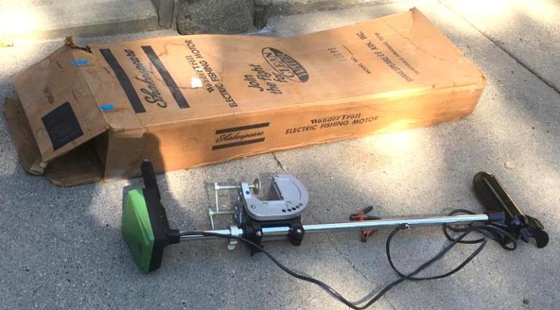 lot 18 image: RARE Shakespeare 606PS Trolling motor with or...