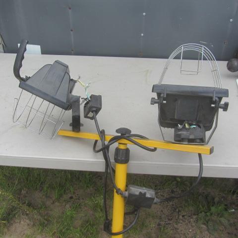 Work Light & Tripod