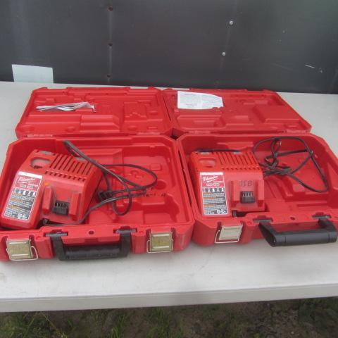 Milwaukee Cases & Chargers