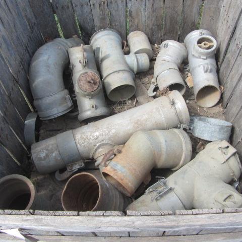 lot 29 image: Irrigation Pipe Fittings