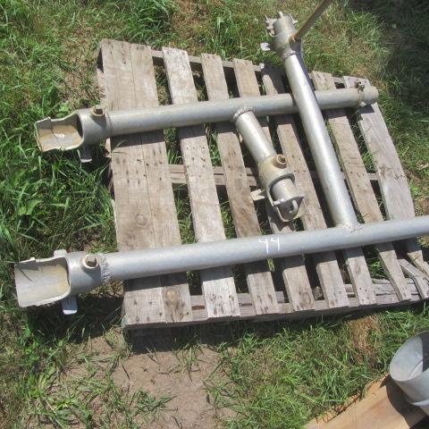 lot 44 image: Irrigation Pipe Fittings
