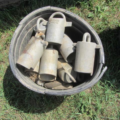 lot 47 image: Irrigation Pipe Plugs & Caps