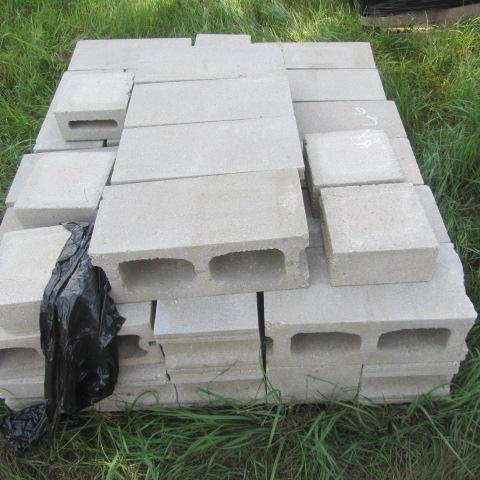 lot 66 image: Concrete Block