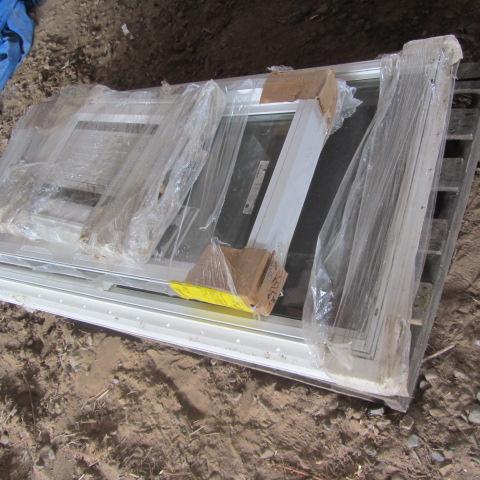 lot 87 image: New Windows