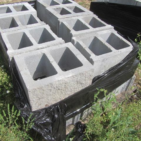 lot 92 image: Rock Faced Blocks