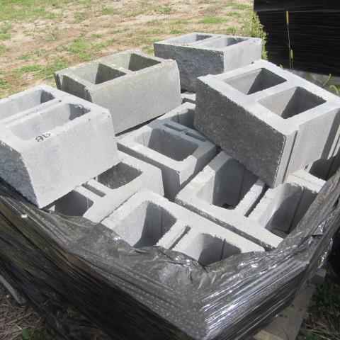 lot 98 image: Rock Faced Blocks