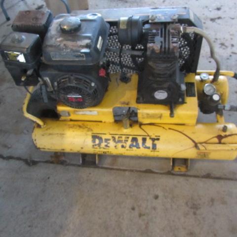 lot 102 image: DeWalt Air Compressor