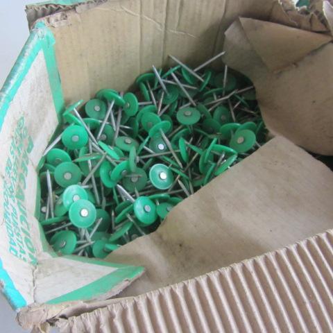 lot 123 image: Round Cap Nails
